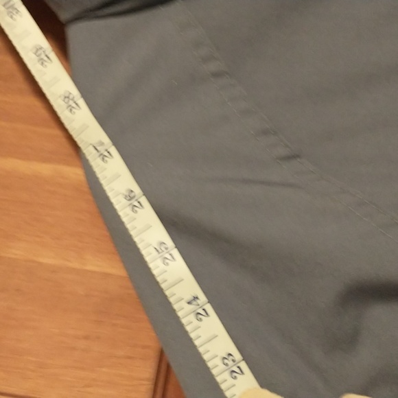 Woolrich woman's size L heavy quilted lined winter parka coat in periwinkle blue - Picture 11 of 16